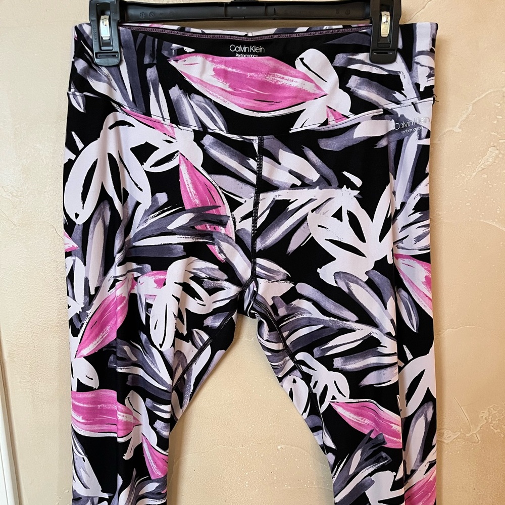 Calvin Klein Womens Performance Wick Athletic Jogging Cropped Large Pants Pink